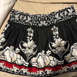 White House Black Market skirt size XL
